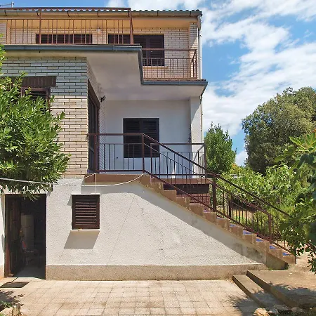 Luciano 1723 Apartament